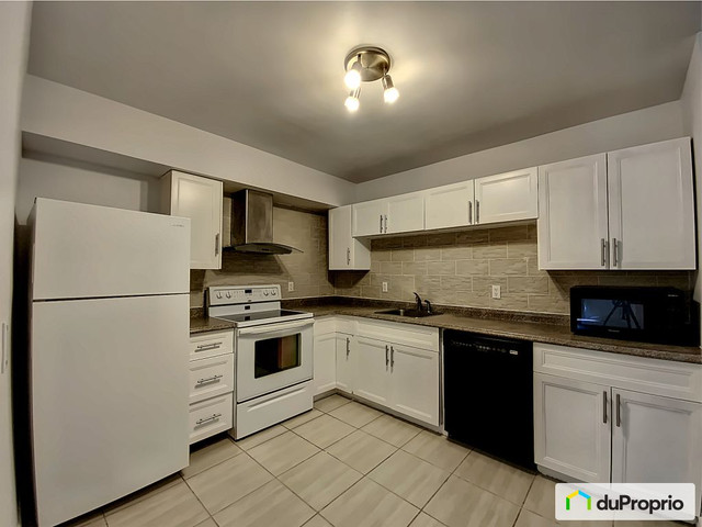 3 bedrooms 1 baths Condo For Sale By Owner in Gatineau Quebec