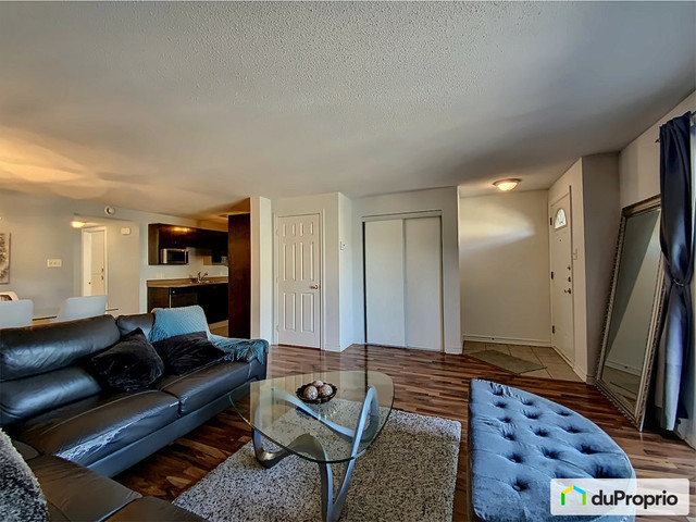 2 bedrooms 1.5 baths Condo For Sale By Owner in Gatineau Quebec