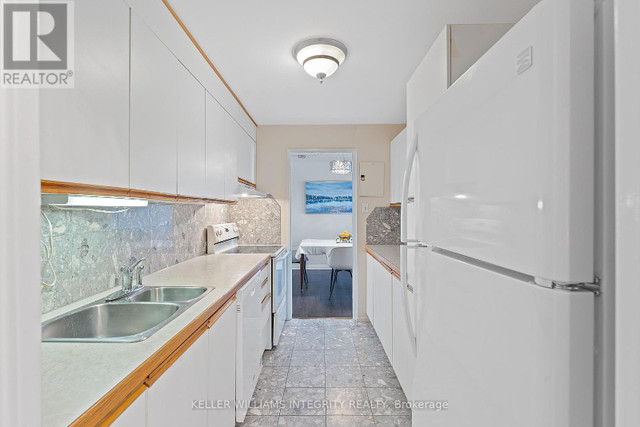2 bedrooms 1.5 baths house For Sale By Owner in Ottawa Ontario