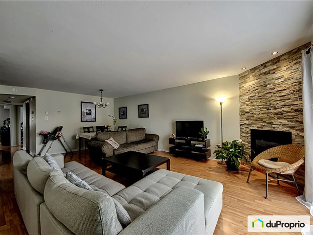 2 bedrooms 1 baths Condo For Sale By Owner in Gatineau Quebec