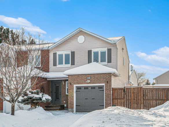 3 bedrooms 3 baths house For Sale By Owner in Ottawa Ontario