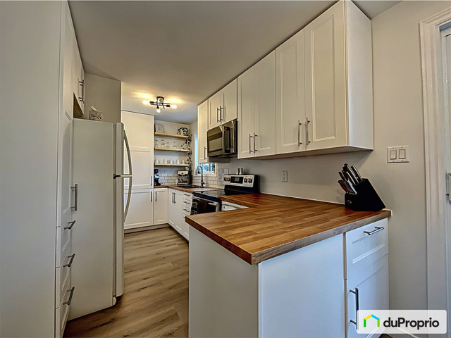 2 bedrooms 1.5 baths Condo For Sale By Owner in Gatineau Quebec