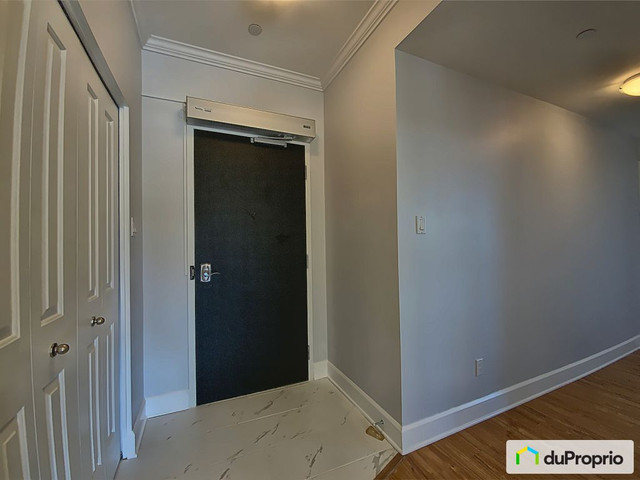 2 bedrooms 2 baths Condo For Sale By Owner in Gatineau Quebec