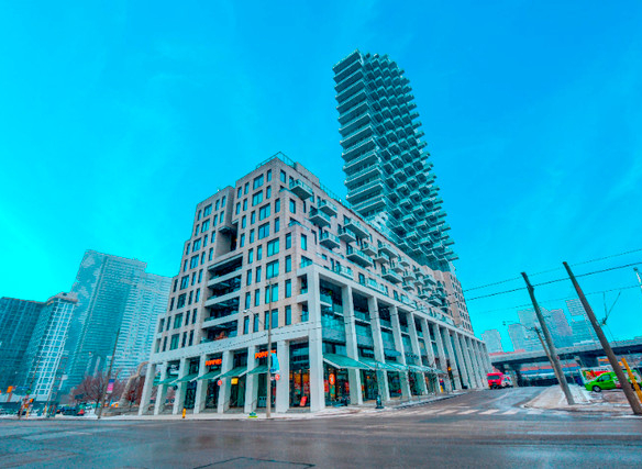 2 + Den bedrooms 2 baths house For Sale By Owner in Toronto Ontario