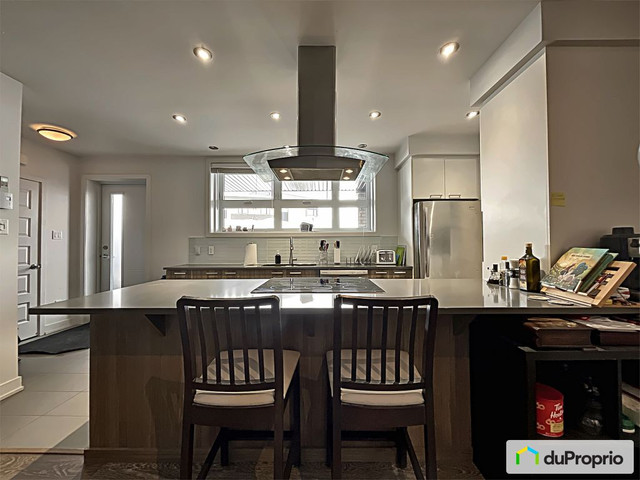 1 bedrooms 1 baths Condo For Sale By Owner in Gatineau Quebec