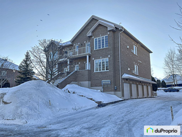 2 bedrooms 1 baths Condo For Sale By Owner in Gatineau Quebec