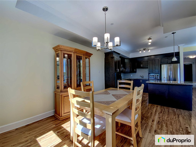 2 bedrooms 2 baths Condo For Sale By Owner in Gatineau Quebec