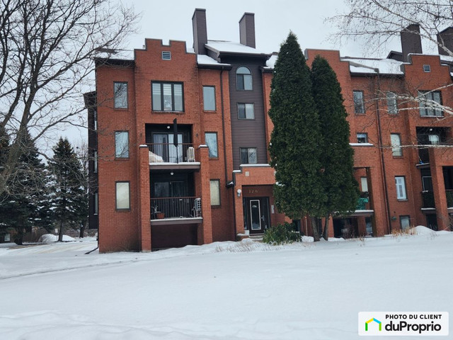 2 bedrooms 1.5 baths Condo For Sale By Owner in Gatineau Quebec