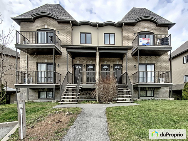 2 bedrooms 1 baths house For Sale By Owner in Ottawa Ontario