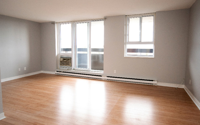 3 bedrooms 2 baths house For Sale By Owner in Ottawa Ontario