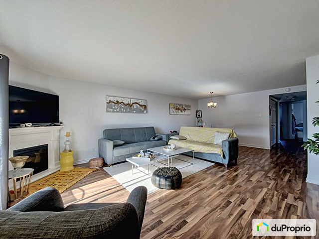 2 bedrooms 1 baths Condo For Sale By Owner in Gatineau Quebec
