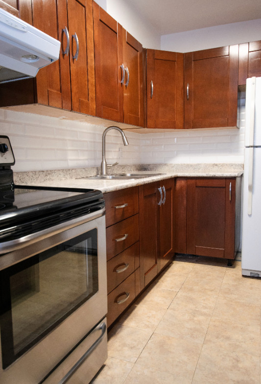 3 bedrooms 2 baths house For Sale By Owner in Ottawa Ontario