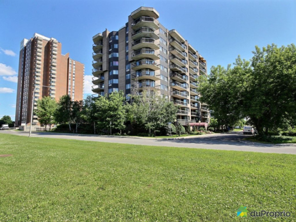 2 bedrooms 1 baths Condo For Sale By Owner in Gatineau Quebec
