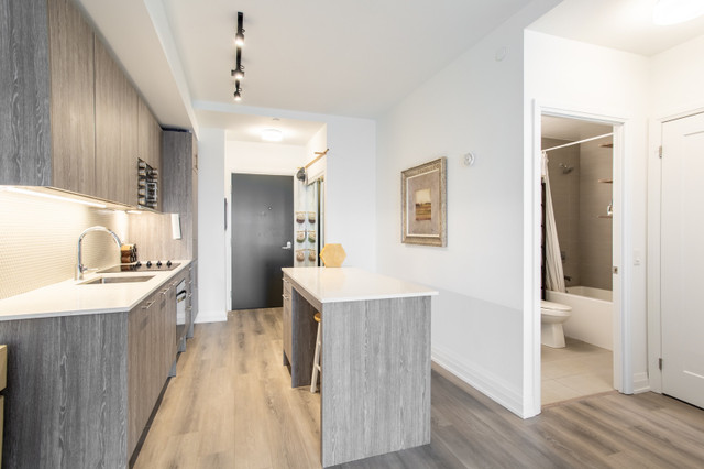 1 bedrooms 1 baths house For Sale By Owner in Toronto Ontario