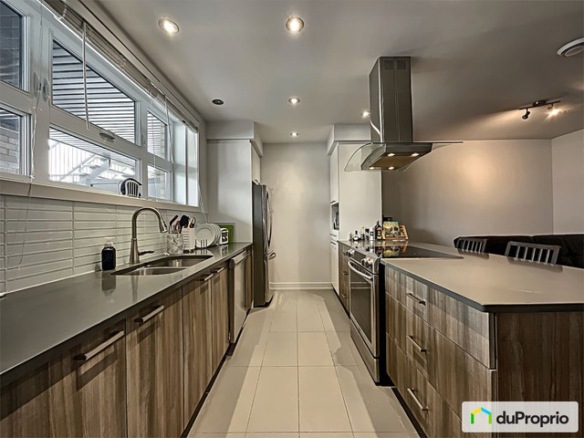 1 bedrooms 1 baths Condo For Sale By Owner in Gatineau Quebec