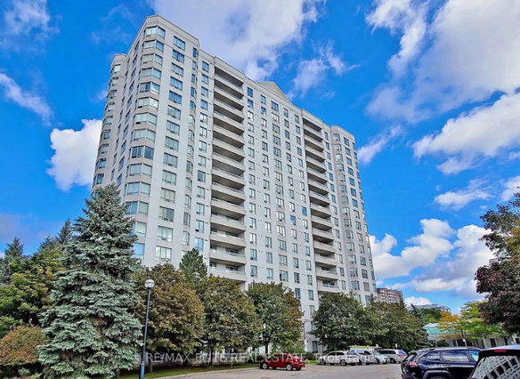 3 bedrooms 2 baths house For Sale By Owner in Toronto Ontario