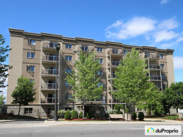 2 bedrooms 1 baths Condo For Sale By Owner in Gatineau Quebec