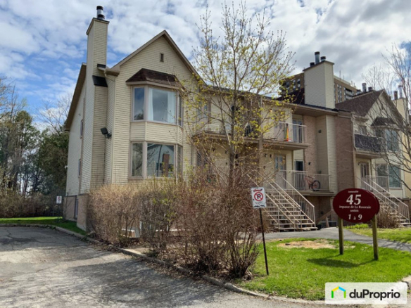 2 bedrooms 1 baths Condo For Sale By Owner in Gatineau Quebec