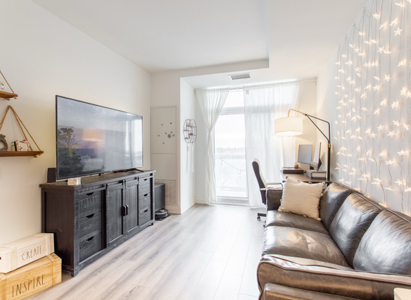 1 bedrooms 1 baths house For Sale By Owner in Toronto Ontario