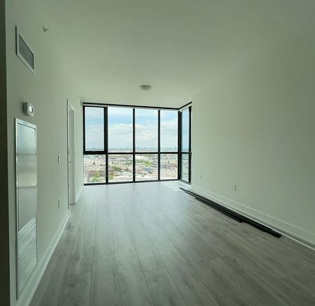 1 bedrooms 2 baths house For Sale By Owner in Richmond Hill Ontario