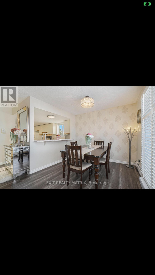 2 bedrooms 1.5 baths house For Sale By Owner in Ottawa Ontario