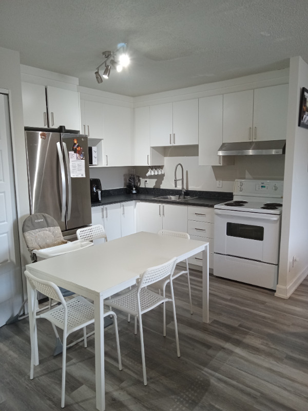2 bedrooms 1 baths Condo For Sale By Owner in Gatineau Quebec