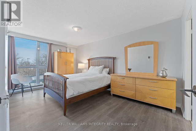2 bedrooms 1.5 baths house For Sale By Owner in Ottawa Ontario