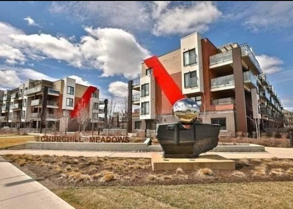2 bedrooms 2 baths house For Sale By Owner in Mississauga Ontario