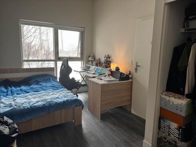 2 bedrooms 2 baths house For Sale By Owner in Kitchener Ontario
