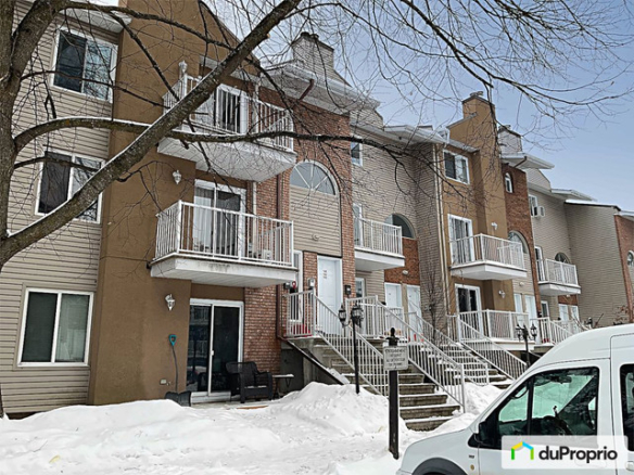 2 bedrooms 1 baths Condo For Sale By Owner in Gatineau Quebec