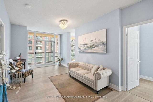 2 bedrooms 2 baths house For Sale By Owner in Toronto Ontario
