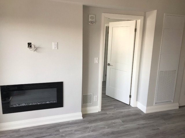 2 bedrooms 2 baths house For Sale By Owner in Welland Ontario
