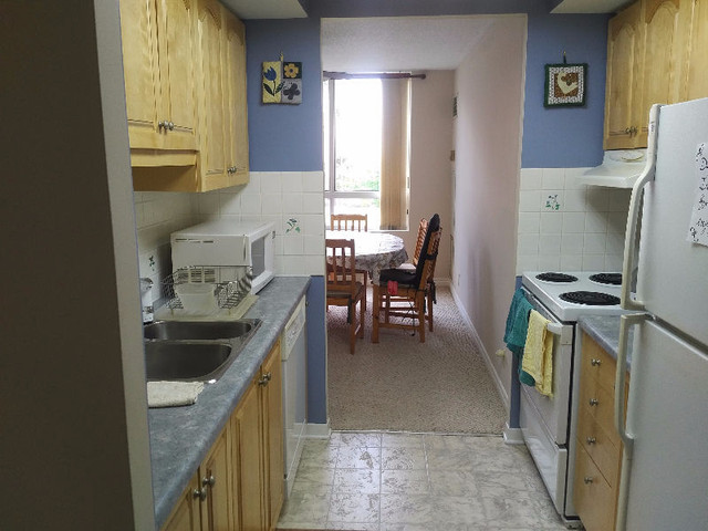 2 bedrooms 1.5 baths house For Sale By Owner in Ottawa Ontario