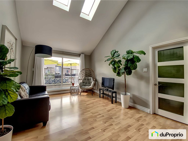 3 bedrooms 1 baths Condo For Sale By Owner in Gatineau Quebec
