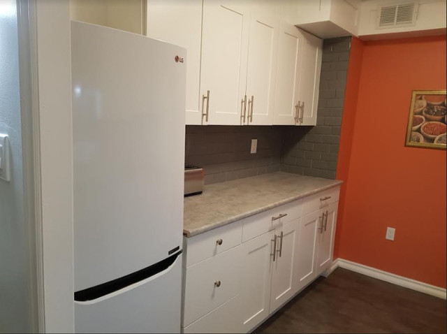 1 bedrooms 1 baths house For Sale By Owner in Toronto Ontario