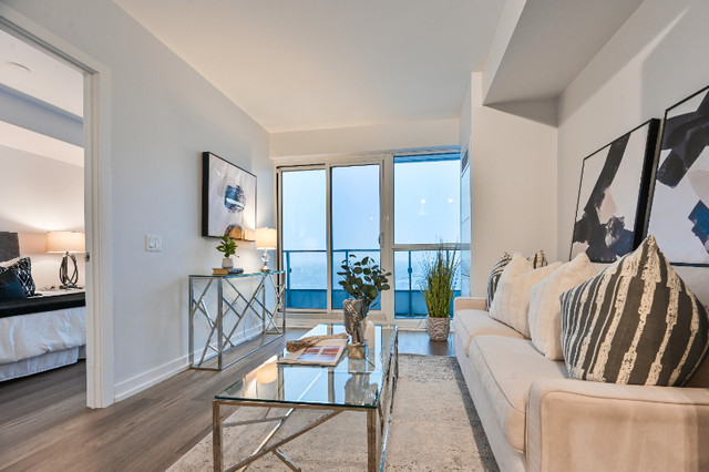 1 bedrooms 1 baths house For Sale By Owner in Toronto Ontario