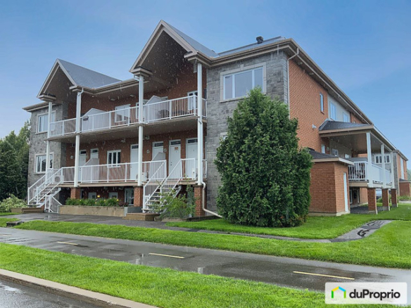 1 bedrooms 1.5 baths house For Sale By Owner in Ottawa Ontario