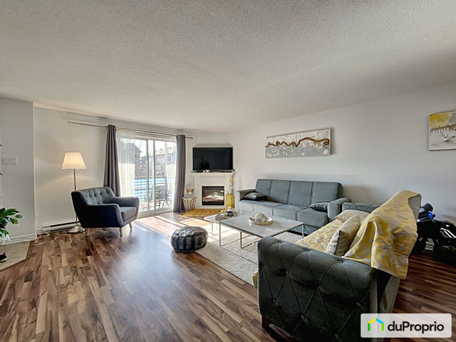 2 bedrooms 1 baths Condo For Sale By Owner in Gatineau Quebec