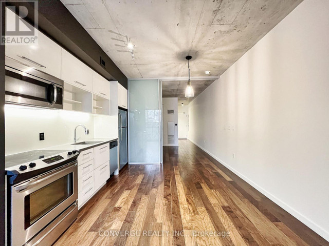 1 bedrooms 1 baths house For Sale By Owner in Toronto Ontario
