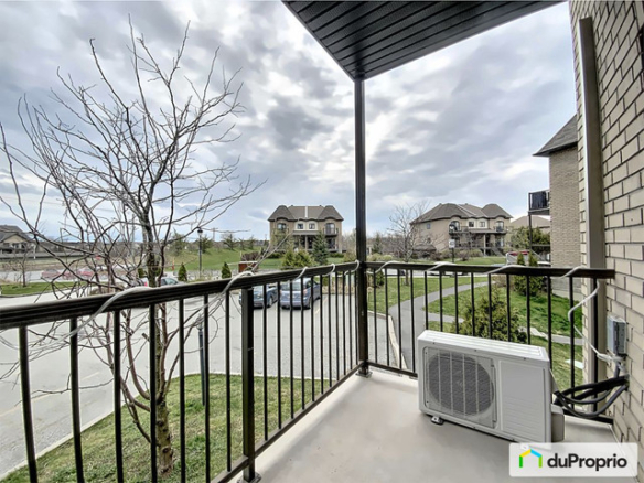 2 bedrooms 1 baths house For Sale By Owner in Ottawa Ontario