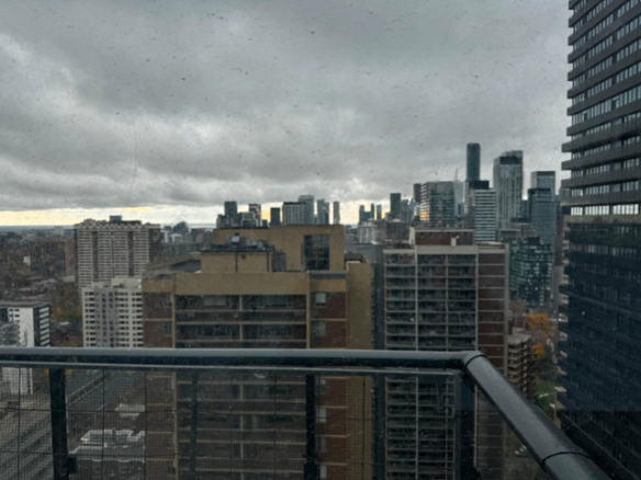 2 bedrooms 2 baths house For Sale By Owner in Toronto Ontario