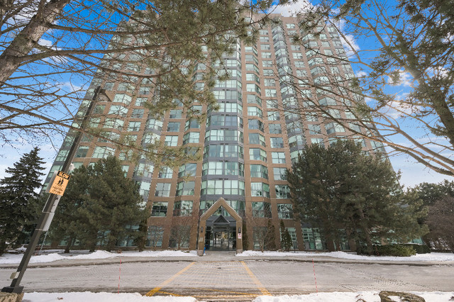 2 bedrooms 2 baths house For Sale By Owner in Mississauga Ontario