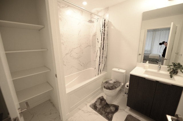 2 + Den bedrooms 2 baths house For Sale By Owner in Toronto Ontario