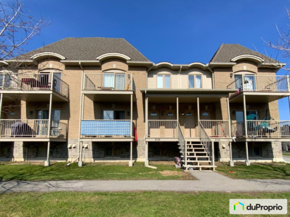 2 bedrooms 1 baths Condo For Sale By Owner in Gatineau Quebec