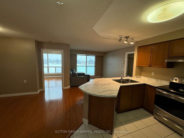 2 bedrooms 2 baths house For Sale By Owner in Toronto Ontario