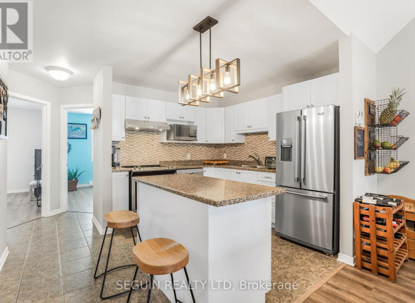 2 bedrooms 1 baths house For Sale By Owner in Rockland Ontario