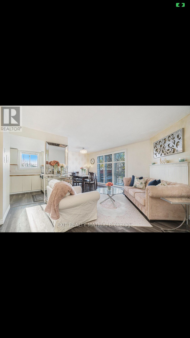 2 bedrooms 1.5 baths house For Sale By Owner in Ottawa Ontario