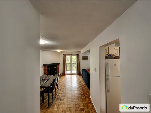 2 bedrooms 1 baths Condo For Sale By Owner in Gatineau Quebec