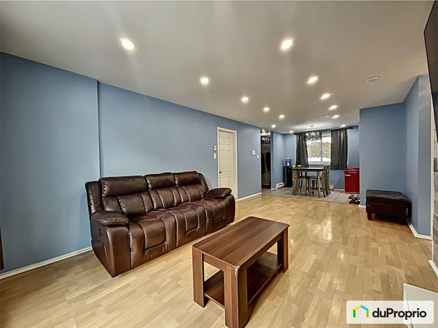 2 bedrooms 1 baths Condo For Sale By Owner in Gatineau Quebec