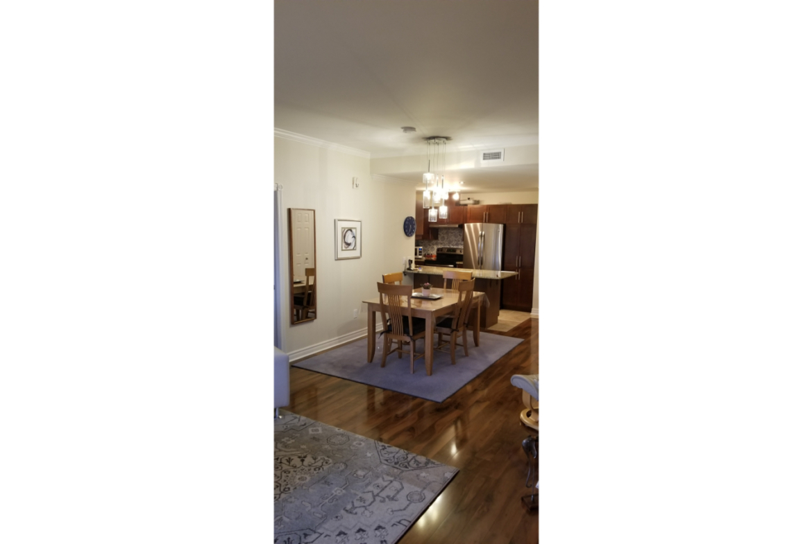 2 Bedrooms, 2 Bathrooms Château Cartier Golf Course Executive Condo for Sale